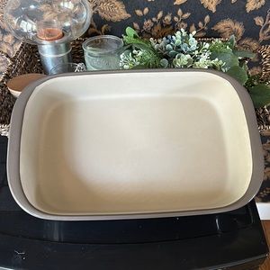 Pampered Chef stoneware baker 9x13